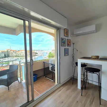 아파트 Marina & Soleil - Port De 카네트